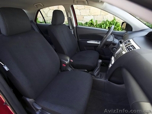 Toyota Yaris Sedan #1006