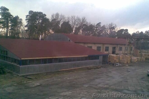 Имущественный комплекс в Пуще-Водице  Возможно использывание под коттеджную застройку или какую либо другую коммерческую застройку. Комплекс расположен внутри лесного массива.  #4888