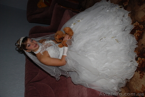 ПРОДАМ СВАДЕБНОЕ ПЛАТЬЕ ЗА 900ГРН. #13592