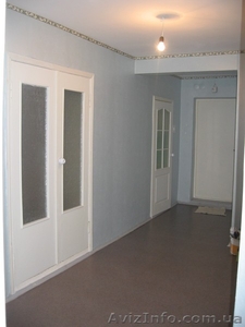 Своя 3к.кв,  пр.Московский, 296б,  м/рСолнечный, кирп дом02 г,  S=78м, жилсост 48500$ #21120