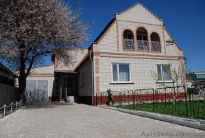 Продаётся добротный дом,  Херсонская обл.,  Гопри #44720