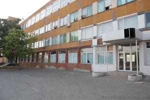 Продаю 1й и половину 3го этажа Административного здания #40449