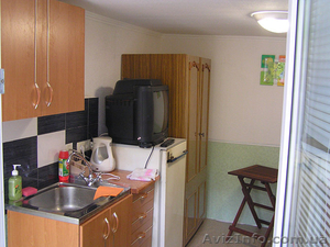 Жилье.Аренда комнат Ялта(отдельным входом)Центр.вещеваой рынок #14247