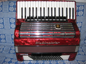 Аккордеоны и др.муз.инструменты. #51122