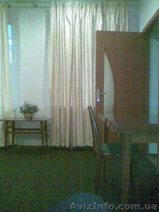 сдам для заочников ,  посуточно , почасово свои 1 и 2 квартиры ,  от 2 до 7человек #66676