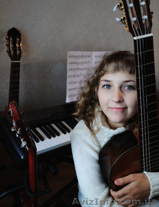Преподаватель классической гитары и фортепиано #82217