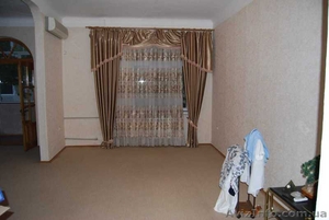 Продается четырехкомнатная квартира в центре г.Севастополя ,  пл.Ушакова ,  ул. Ба #92115