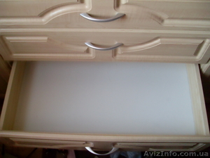 ПРОДАМ КОМОД С ЗЕРКАЛОМ #102461