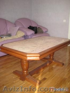 мраморный стол в отличном состоянии #102598