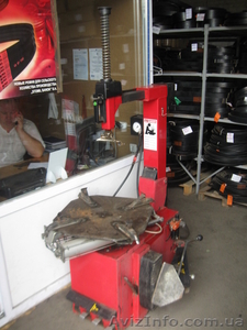 Продам шиномонтажный станок #102846