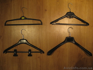 Продам пластмассовые вешалки для одежды  #106138