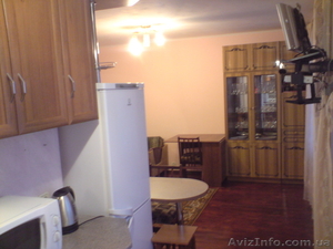 Сдаётся 3-х комнатная квартира по Б. Бердичевской,  5/5,  все удобства,  техника. #133603