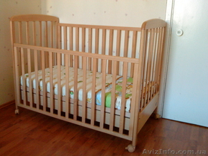 Продам итальянскую  кроватку и матрац #129405