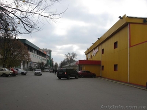 сдам в аренду от 1 до 3000 м.кв. в здании ТЦ 