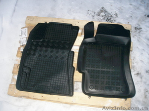 автоковрики резиновые с бортиком 0979136051 #126151