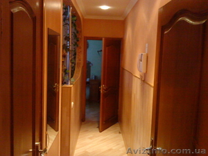 Продаю 2-к.кв.с автономным отоплением и евроремонтом в Макеевке #144228