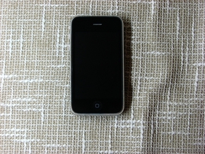 Продам Apple iPhone 3GS 16Gb black #137774