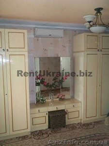 Снять на сутки квартиру в центре  Житомира #168807