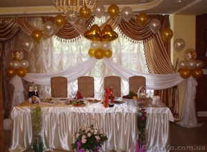 Украшение воздушными шариками свадьбы,  выпускного,  прокат свадебной арки,  юбки! #158831