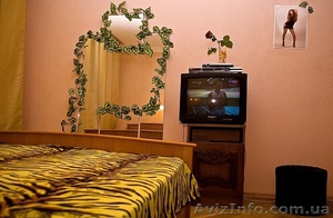 Посуточно квартира возле МВЦ на м. Левобережная #176726