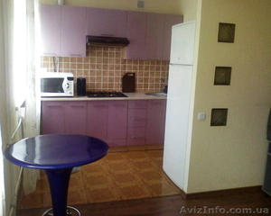 0990755307,  1-комн. евро квартира посуточно в самом центре Луганска #169721