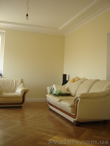 продам 3 к.кв. Среднефонтанская 