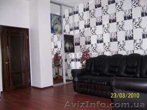 Продам 2-х ком. квартиру в центре города,  ул. Садовая.  #211665