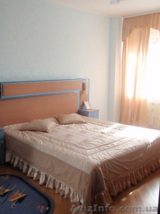 Сдам 3-х комнатную,  Новострой,  Науки Пр-т #199443