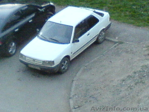Автомобиль Peugeot 309XR #240249