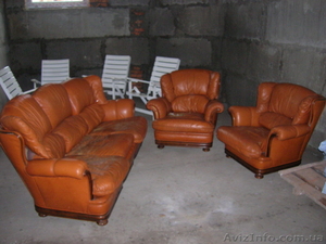 диваны и два кресла  настаящая кожа  нужна немнога реставрировать  4500 гр  063) #238627