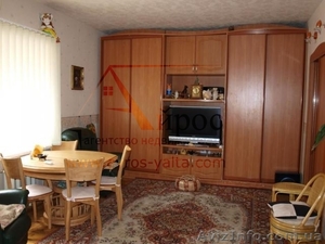 Агентство «Айрос» предлагает взять в аренду котеджи в Ялте. #241351