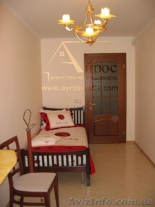 Агентство «Айрос» предлагает взять в аренду квартиру Ялта. #241354