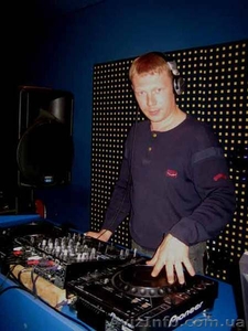 Услуги ди-джея,  аренда светового и звукового оборудования,  Караоке #251813