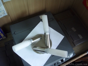 Продам стильненький светильничек BRILUX #265477