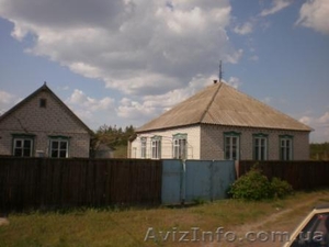 Продам хороший добротный дом в пгт. Ямполь,  Краснолиманский р-н,  Донецкая обл..  #265521