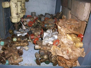 Заслонки,  захлопки,  крышки,  клапана вентиляционные из наличия      на складе в Х #303911