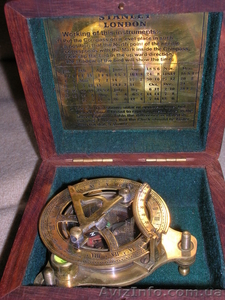 Продам компас.В футляре #289351