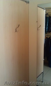 Торговое оборудование: экономпанели,  манекены,  навеска, ресепшен #281302