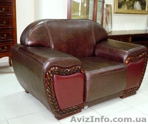 Мягкая мебель в магазине 