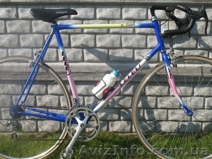 Спортивный велосипед-шоссейник. #336695