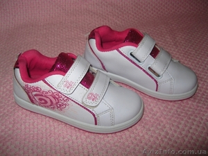  Детская обувь,  Киев,  сапоги,  ботинки,  б/у,  не дорого   #101857