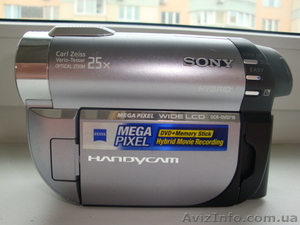 Продам цифровую видеокамеру Sony DCR-DVD710E в отличном состоянии. #310187