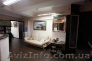 Салону красоты в центре Киева требуются: мастер-парикмахер #208635