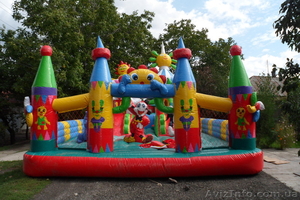 ПРОДАЕТСЯ БАТУТНЫЙ КОМПЛЕКС #383677