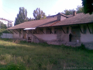 Продам нежилые помещения в центре г. Новоазовск Донецкой области в 200 м от моря #395611