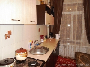 Продам 3-х ком. квартиру в центре города,  ул.Еврейская. #395843