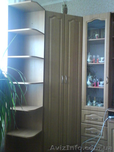 Продаю угловую стенку #390144