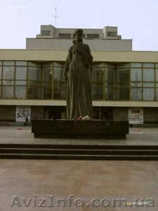 Здаю 2-во кімнатну квартиру в центрі м. Луцька. #401647