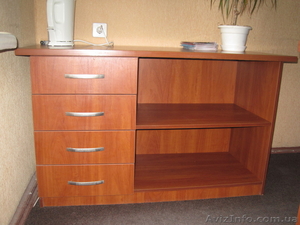Срочно продаю офисный шкаф (б/у).  #420046