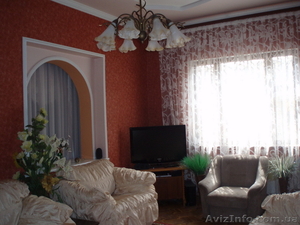 Продам 2-х этажный дом на ул. Гаршина  #412927